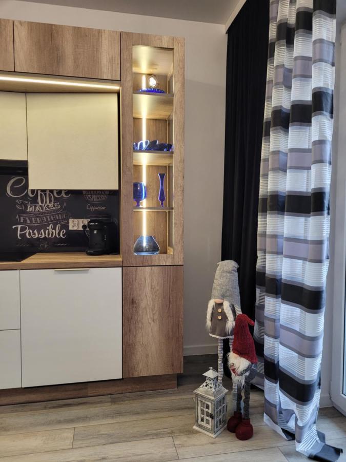 Apartament Nina 耶莱尼亚古拉 外观 照片