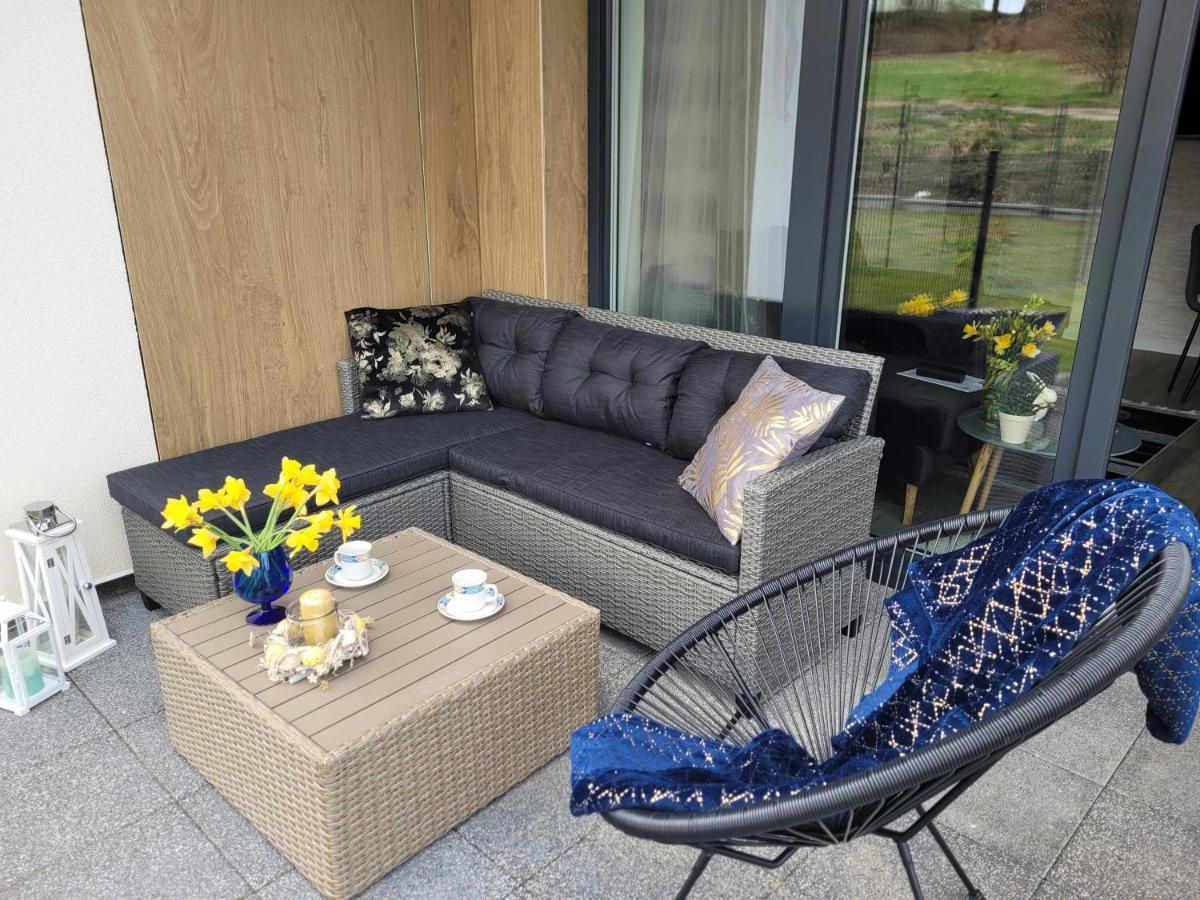 Apartament Nina 耶莱尼亚古拉 外观 照片